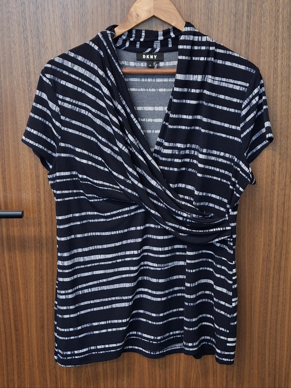 DKNY Faux Wrap Top SZ XL